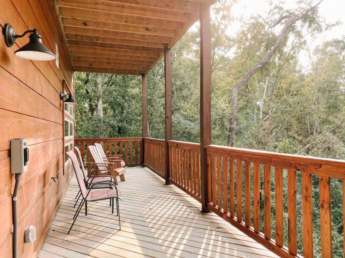 Splash Of Moonshine -Heated Indoor Pool, Hot Tub, Arcade Game Room Pigeon Forge Bagian luar foto