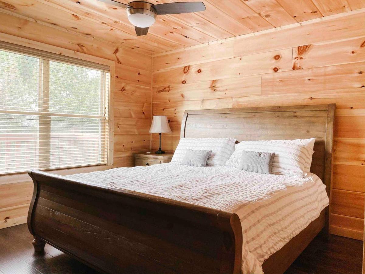 Splash Of Moonshine -Heated Indoor Pool, Hot Tub, Arcade Game Room Pigeon Forge Bagian luar foto