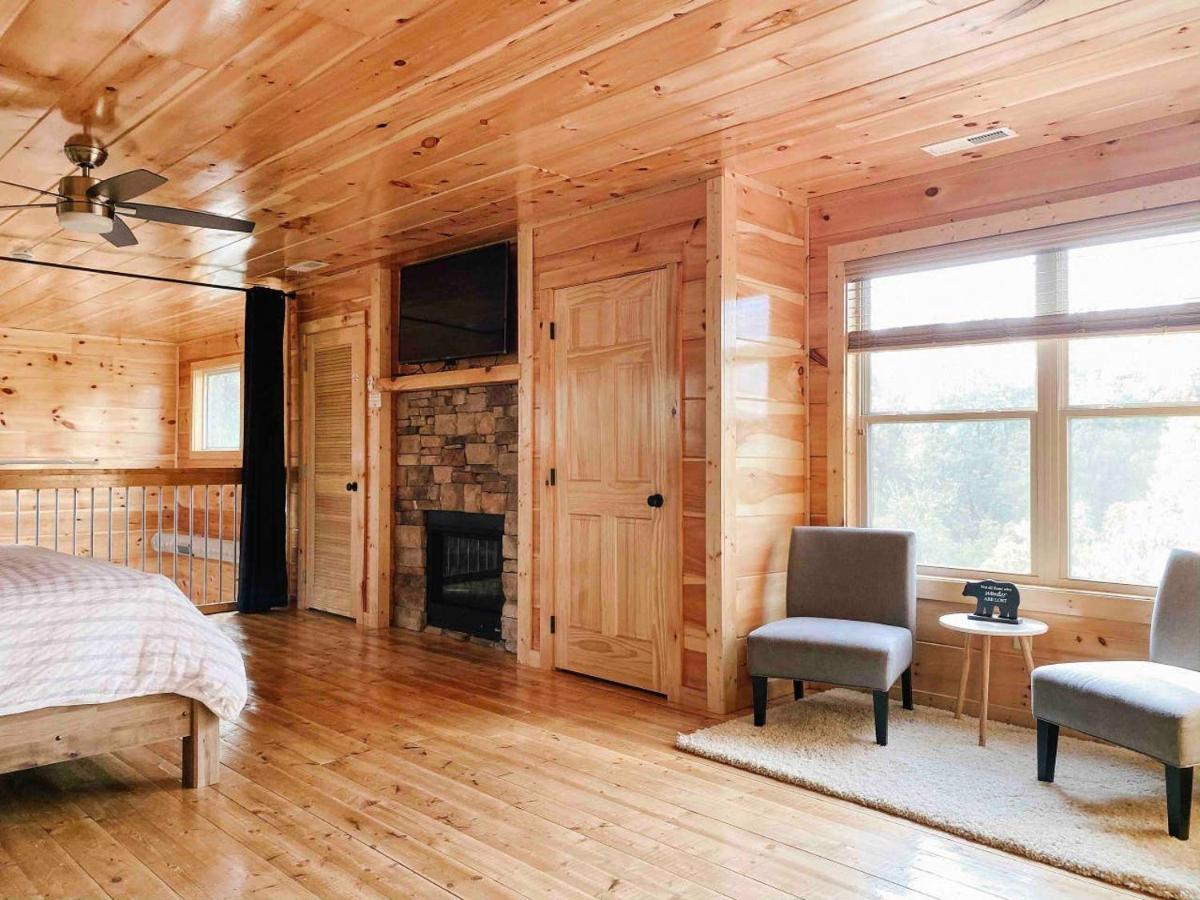 Splash Of Moonshine -Heated Indoor Pool, Hot Tub, Arcade Game Room Pigeon Forge Bagian luar foto