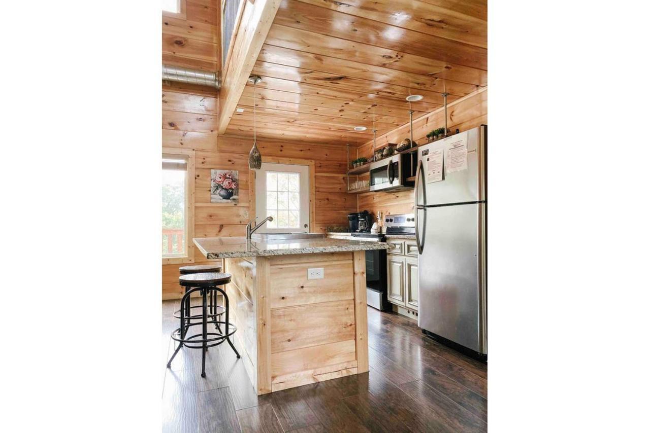 Splash Of Moonshine -Heated Indoor Pool, Hot Tub, Arcade Game Room Pigeon Forge Bagian luar foto